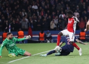 雷火电竞入驻-阿森纳轻取巴黎圣日耳曼，萨拉赫扑点救主世界杯